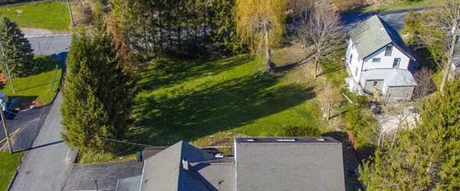 Large & Beautiful Colonial Residence 50 Miles North Of NYC Up For Sale