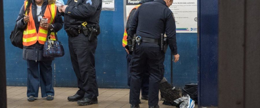 Man, 63, Struck By Bronx-Bound Train After Fainting On Subway Tracks