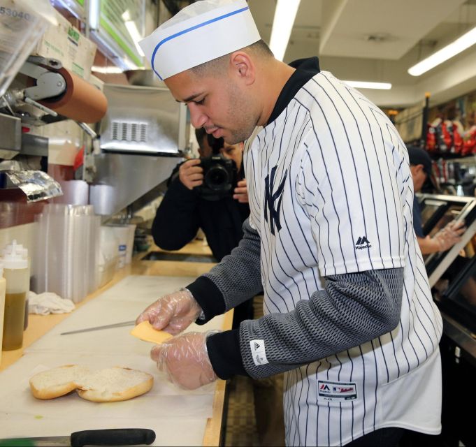 Yankees' Gary Sanchez Makes Sandwiches For Fans In Bronx