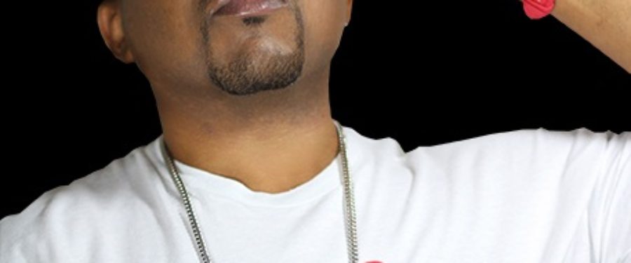 John Brackett Heats Up The Scene