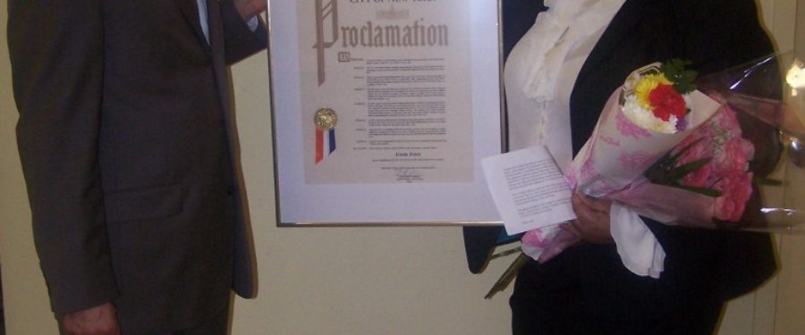 Librarian  Linda Jones Honoured