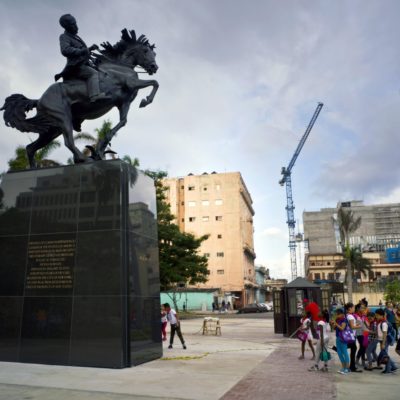 Cuba Unveils Us-Made Tribute To Independence
