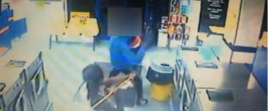 Stick Fight Robbery In Bronx Laundromat