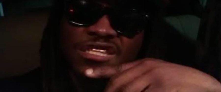 NYPD Is Looking For 2 Robbery Suspects