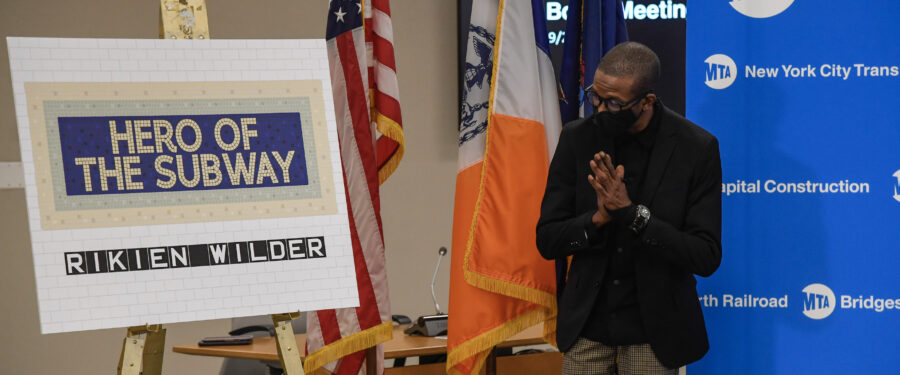 An Year Of Unlimited Rides For Good Samaritan Hero In Subway Sabotage Incident