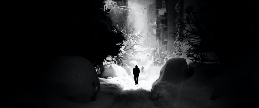 New Yorkers Are Urged To Stay Home & Avoid Non-Essential Travel 