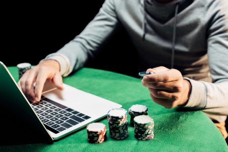 Exploring The Advantages and Considerations Of No KYC Casinos