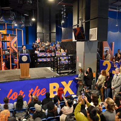 Sky Zone Bronx Hosts Mayor Mamdani, Governor Hochul & NYC Leaders For 2-K Expansion Announcement